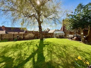 Photo 5- click for photo gallery